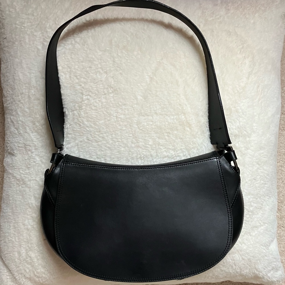 Salvatore Ferragamo Black Shoulder Bag With Dust Bag - Picture 3 of 9